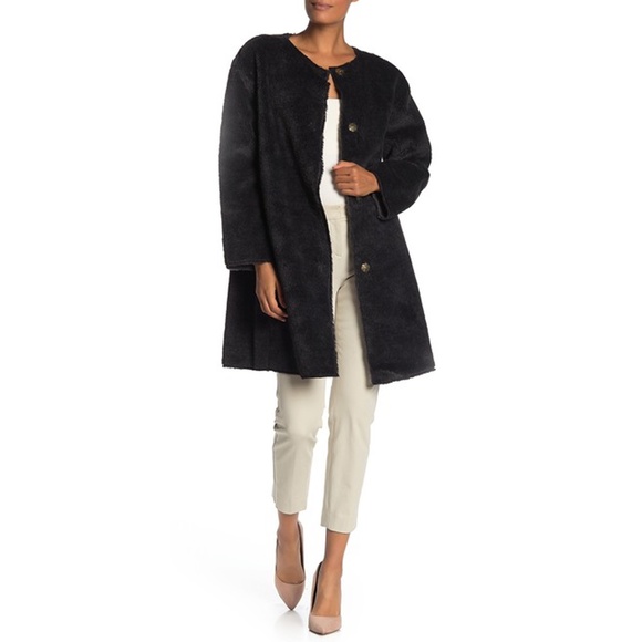 Tahari Faux Fur Coat Snap Button Brand New…